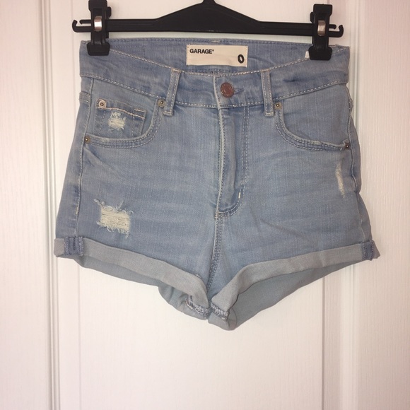 Garage high rise denim shorts - Picture 2 of 3